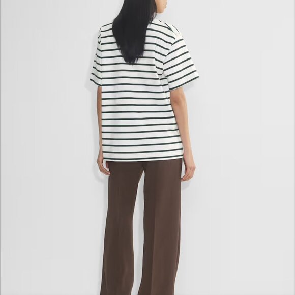 Aritzia Effortless Pant Short - Picture 5 of 8